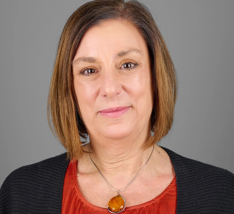 02 Dawn Seifried 526 CROP